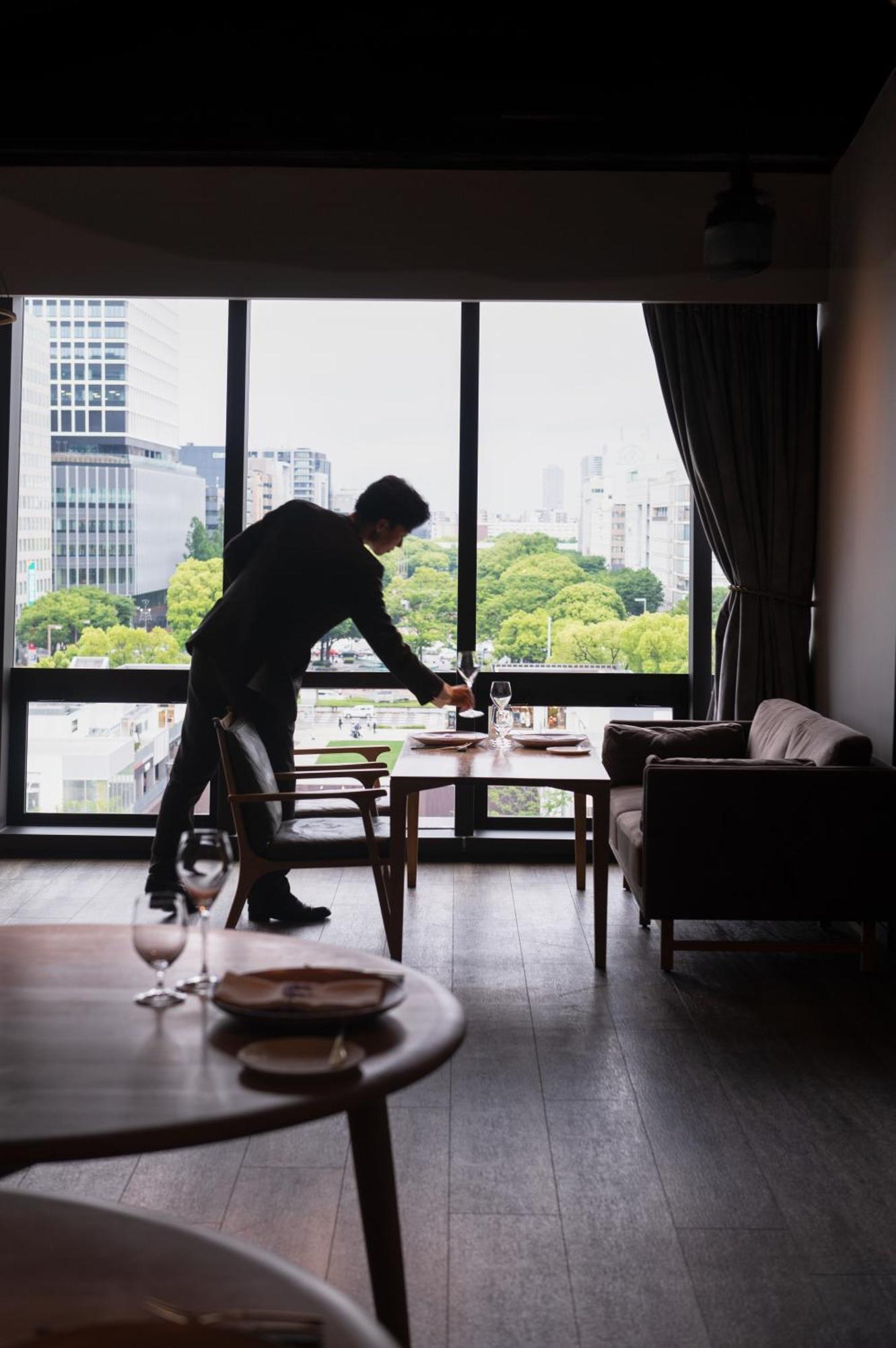โรงแรม The Tower 5*