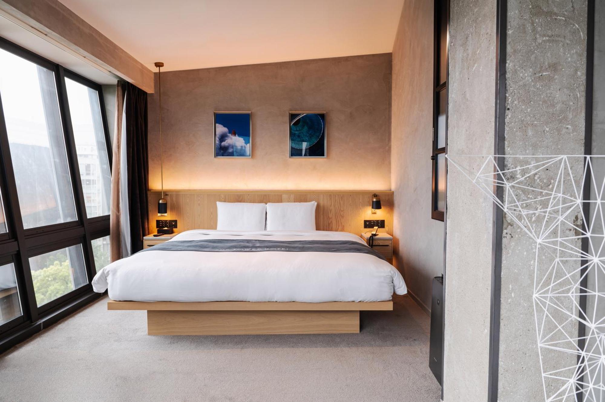 The Tower โรงแรม